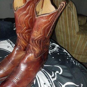 Lucchese classic handmade boots